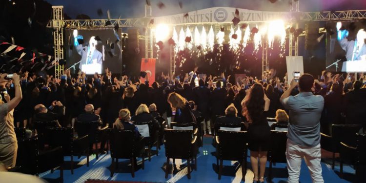 MARMARA ÜNİVERSİTESİ İKTİSAT FAKÜLTESİ MEZUNİYET TÖRENİ