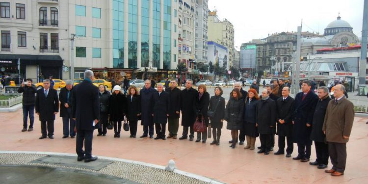 Taksim Anıtına Çelenk Sunumu/ 16.01.2015