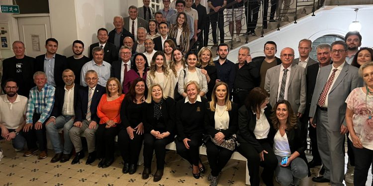 Mezunlar Buluşması