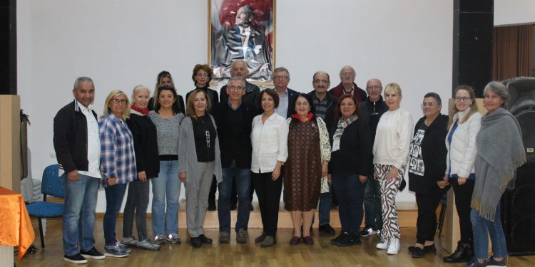 “Yazma Arzusu ve İpuçları” konulu Sanat Semineri