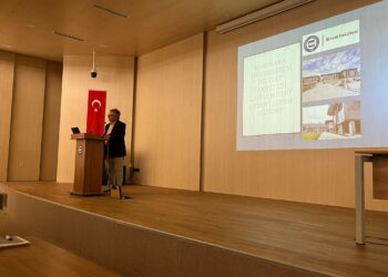 ORYANTASYON PROGRAMINDA ÖĞRENCİLERLE BULUŞMA